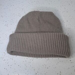 Aritzia Main Character Taupe Brown Ribbed Knit Beanie Cuffed‎ Watch Cap Hat